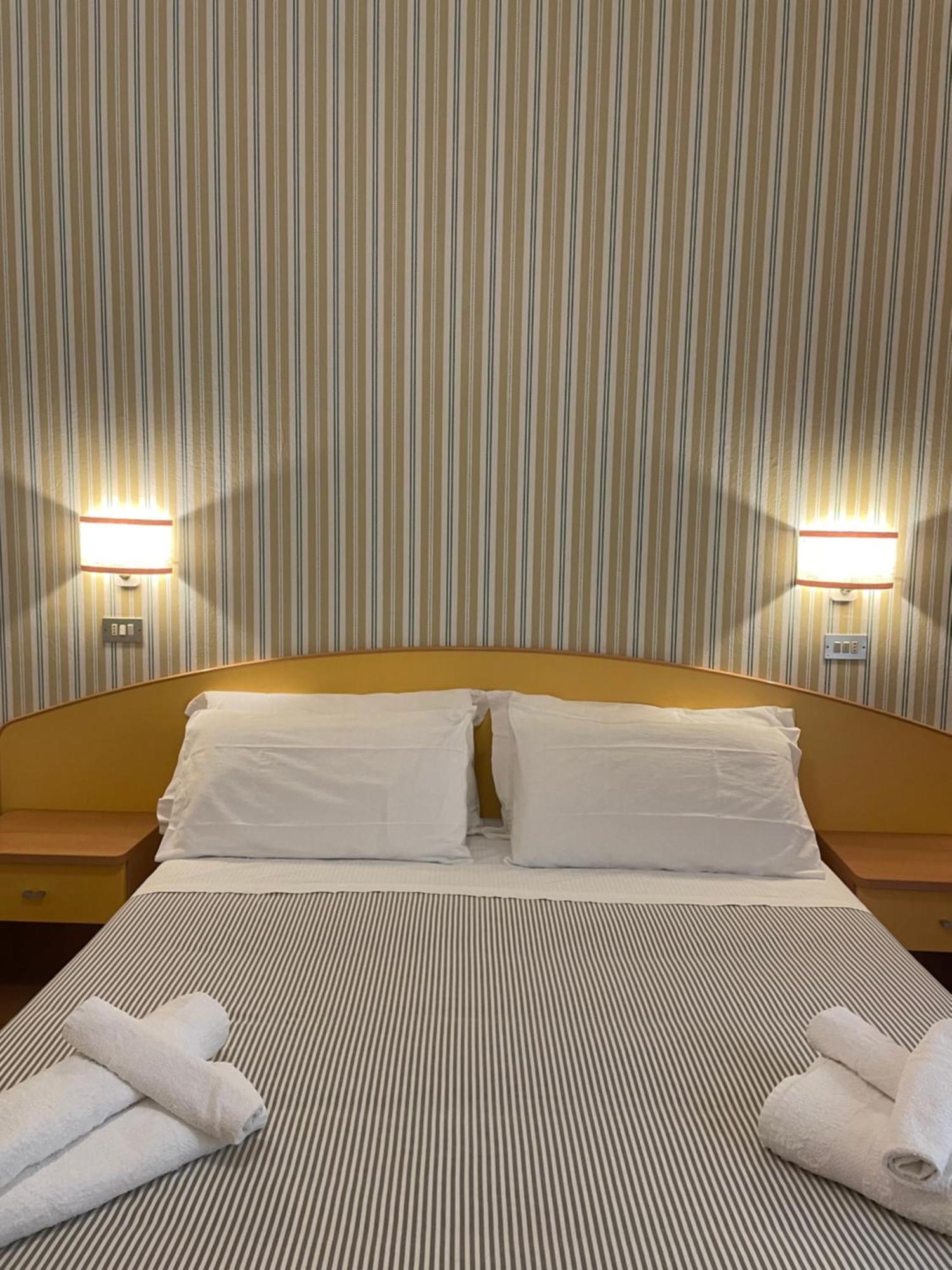 Piccolo Hotel Kursaal เชเซนาติโก ภายนอก รูปภาพ